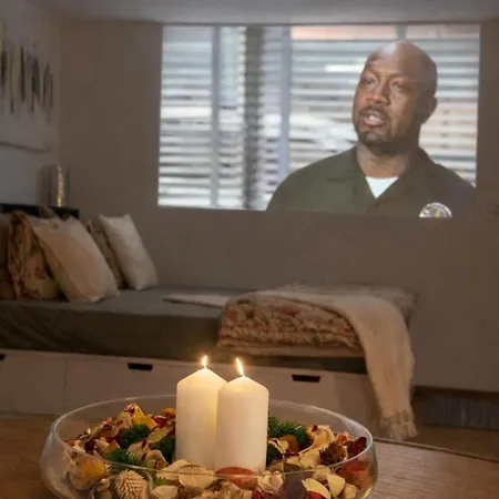 Apartment Cozy With A Cinema, Bathtub And Free Parking
